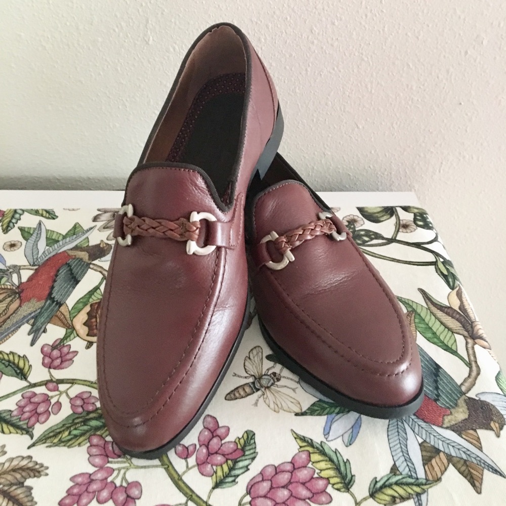 Mens  shoes (Loafers)